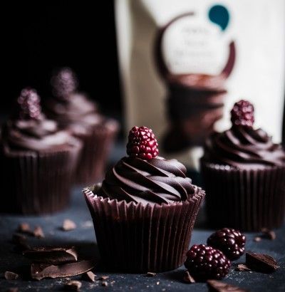Deliciously Dark Chocolate Cupcakes 
